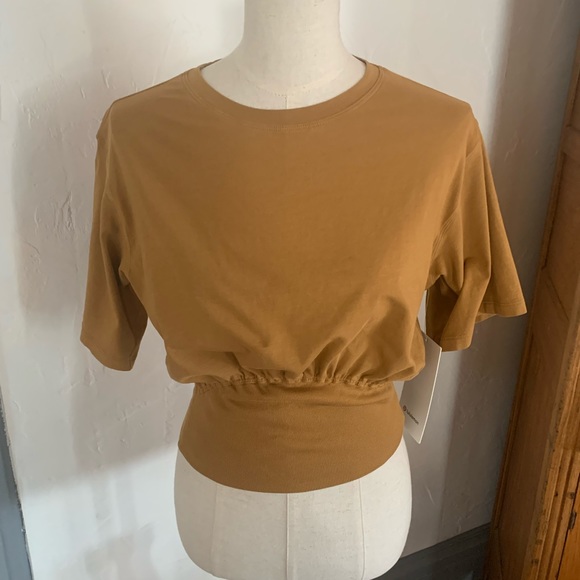 Lululemon LA Ribbed Shirt in Mustard - Picture 3 of 7